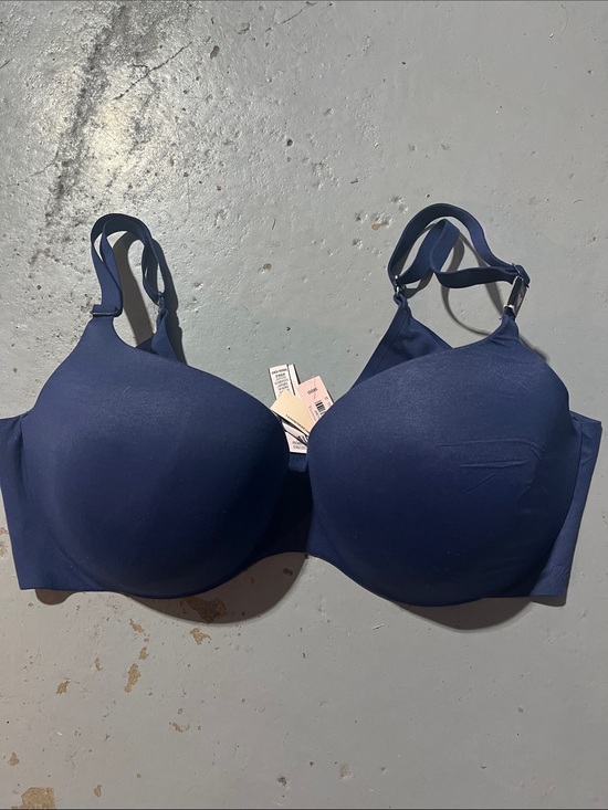 Victoria's Secret Other - Victorias Secret 38DD NWT Smooth T-Shirt Bra - Women's Intimates